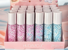 💋 Lipgloss mit Perlen – Glänzende & Gepflegte Lippen